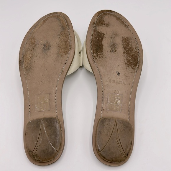 Beautiful Prada Logo Flip Flops Sandals Womens Size 6 36 EU Ivory Leather Slide - Picture 4 of 5